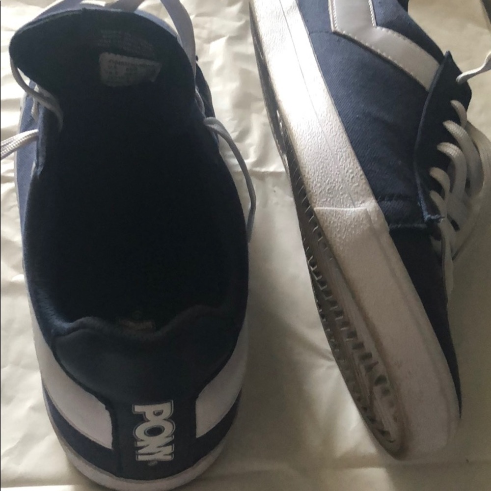 Tennis Shoes